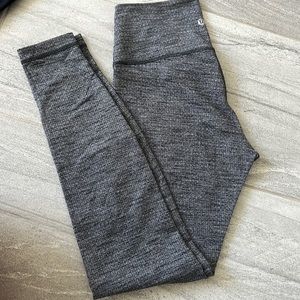 Size 8 Wunder Under Hi Rise Leggings-Heathered Black